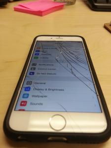 iphone 6 разбитый экран ремонт в москве